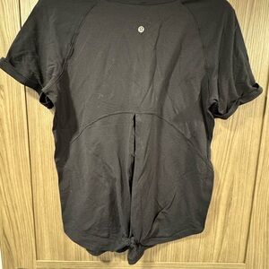 Lululemon Black Short Sleeve Top